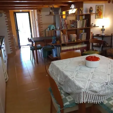 Loft Sotto Il Vulcano, Con Posto Auto Privato Zafferana Etnea Esterno foto